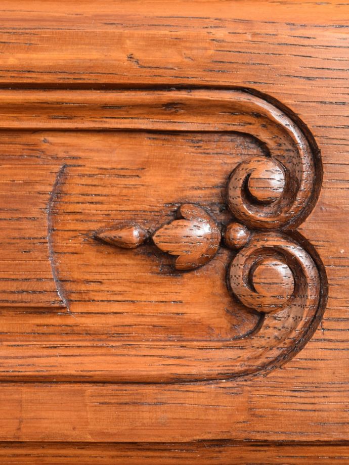 チェストの装飾