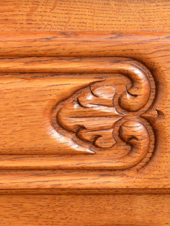 サイドボードの装飾