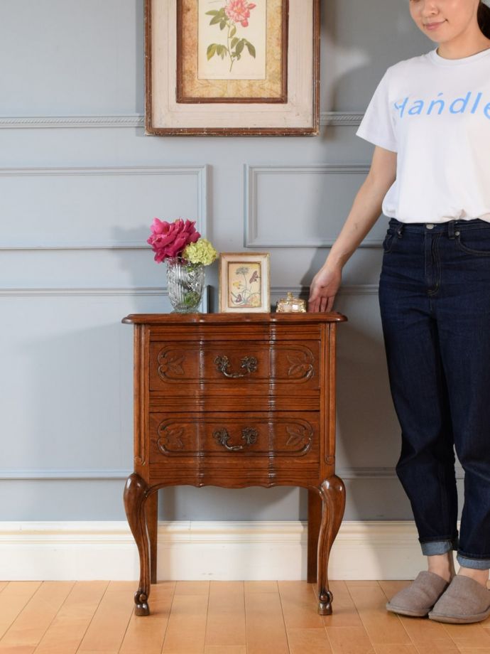 フランスアンティークのチェスト