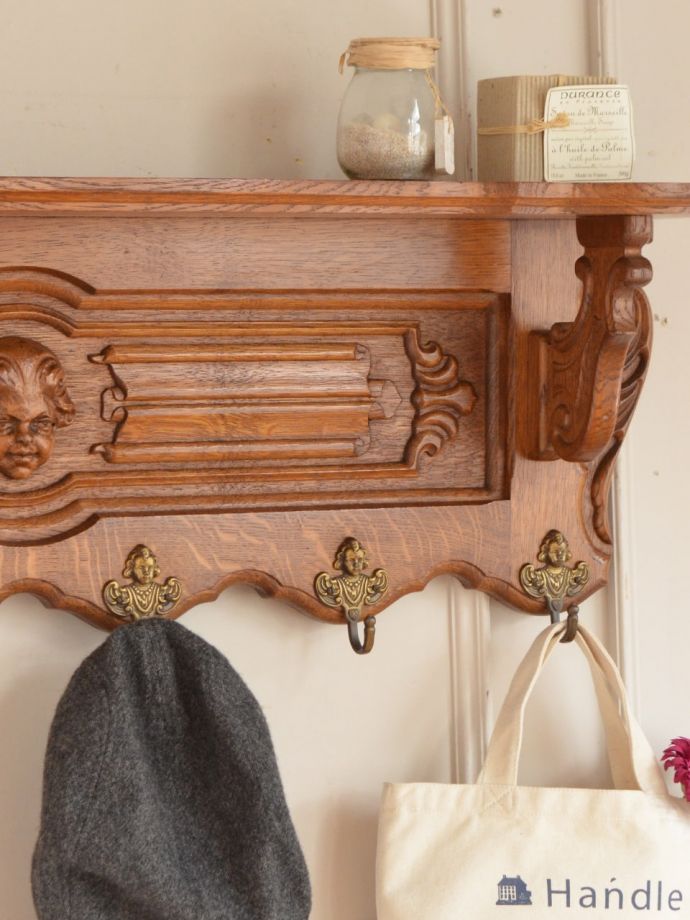 おしゃれなウォールシェルフ