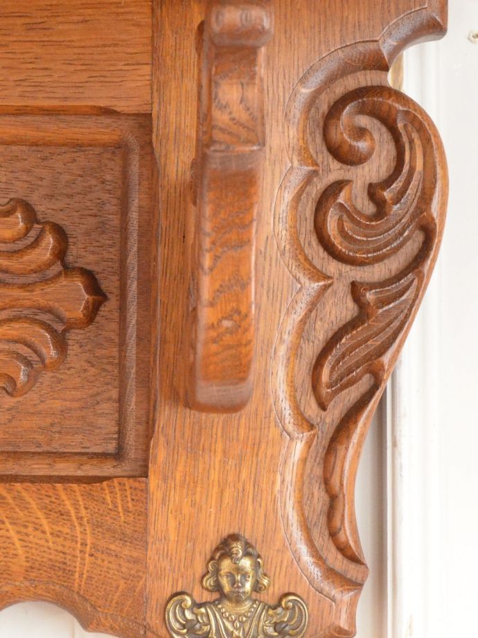 希少 フランス アンティーク ＊ 彫刻 ウォールシェルフ 壁掛け フック 骨董 フランスのウォールシェルフ、オーク材のおしゃれなアンティークの壁