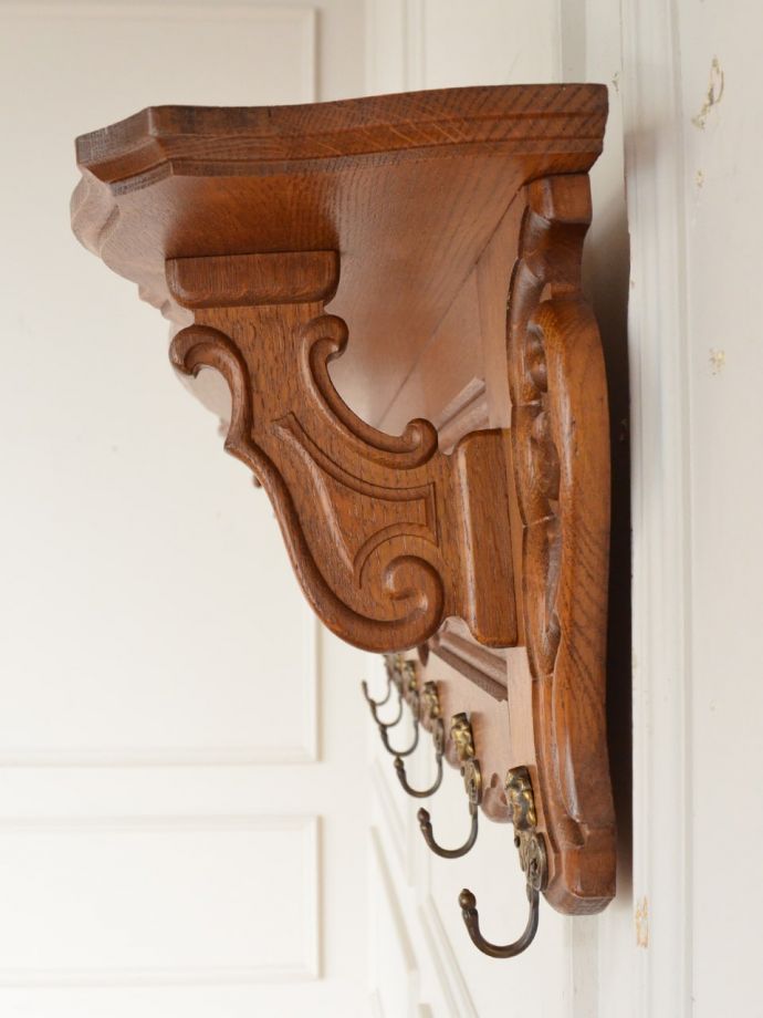 ウォールシェルフの側面