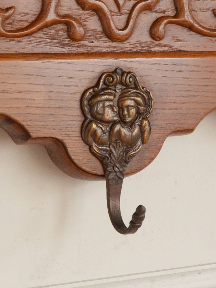 壁付けシェルフのフック