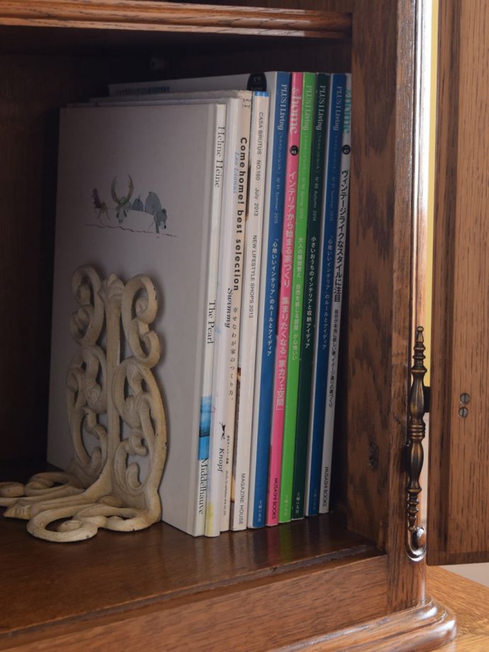 キャビネットの収納