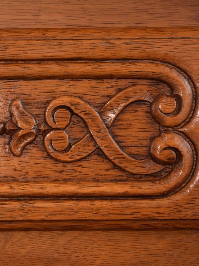 チェストのおしゃれな装飾