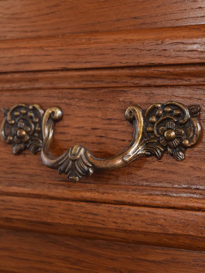 アンティーク家具の取っ手