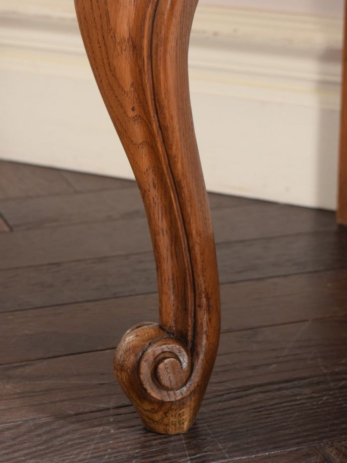 アンティーク家具の脚