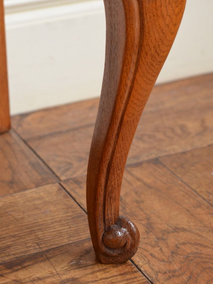 アンティーク家具の脚