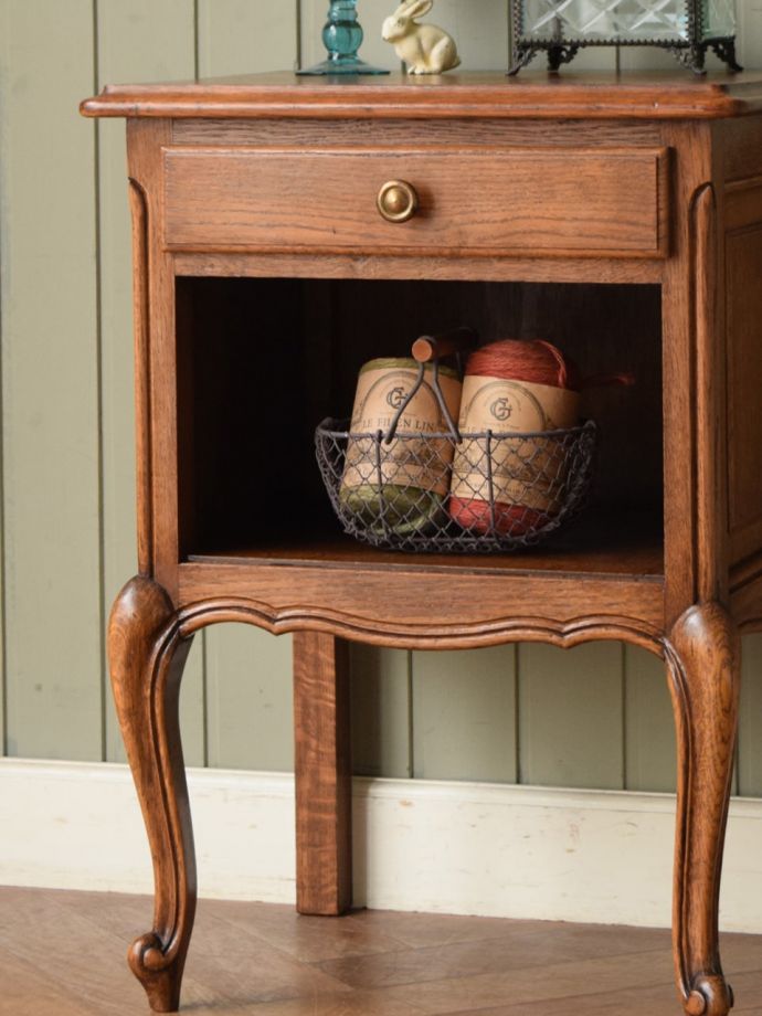 フランスアンティーク家具らしさが漂う装飾