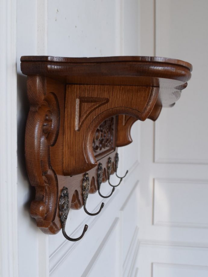 ウォールシェルフの側面