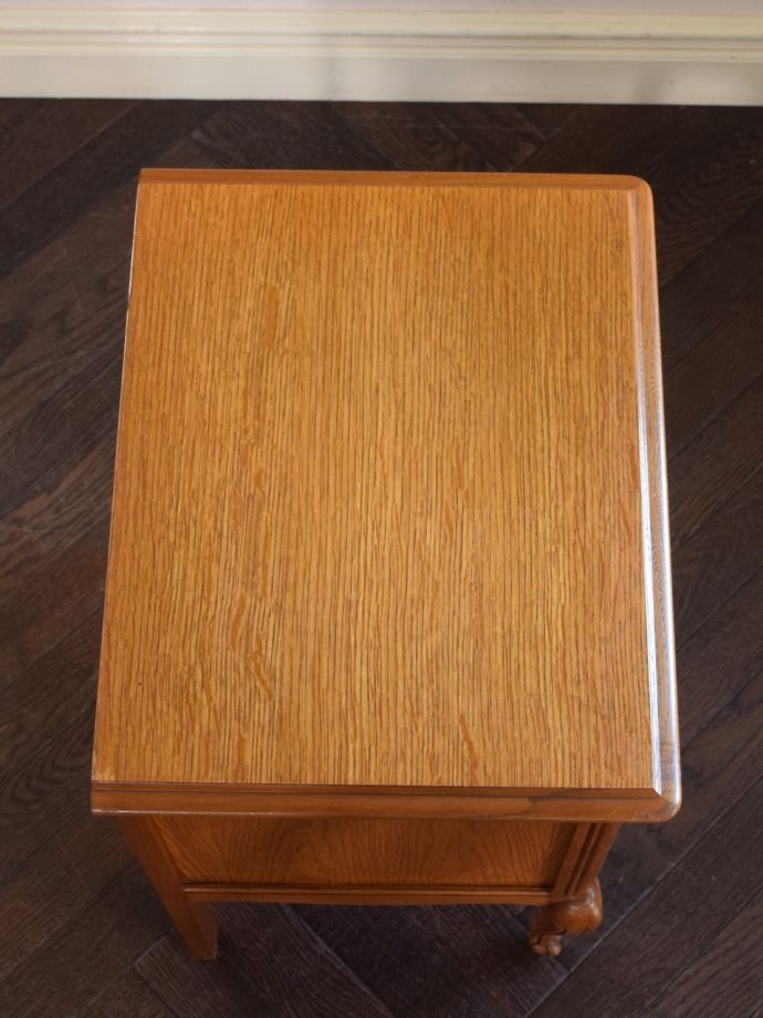 サイドチェストの天板