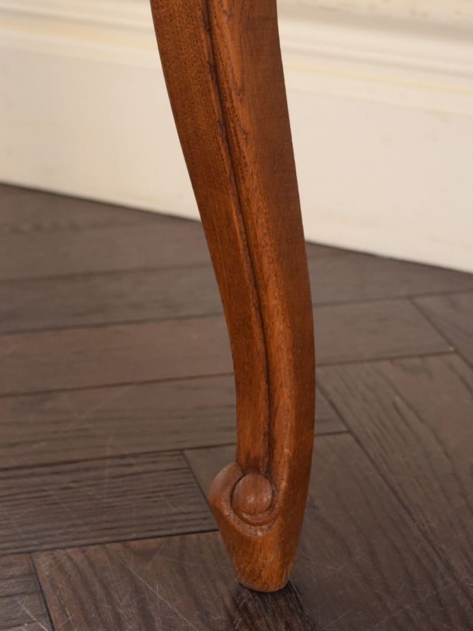 アンティーク家具の脚