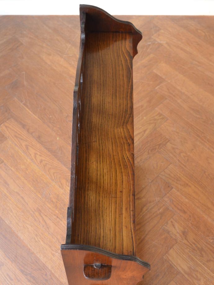 オープンシェルフの天板