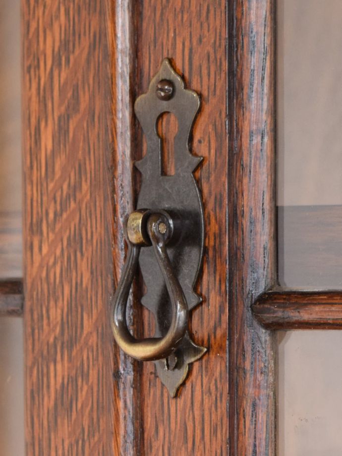 アンティーク家具の取っ手