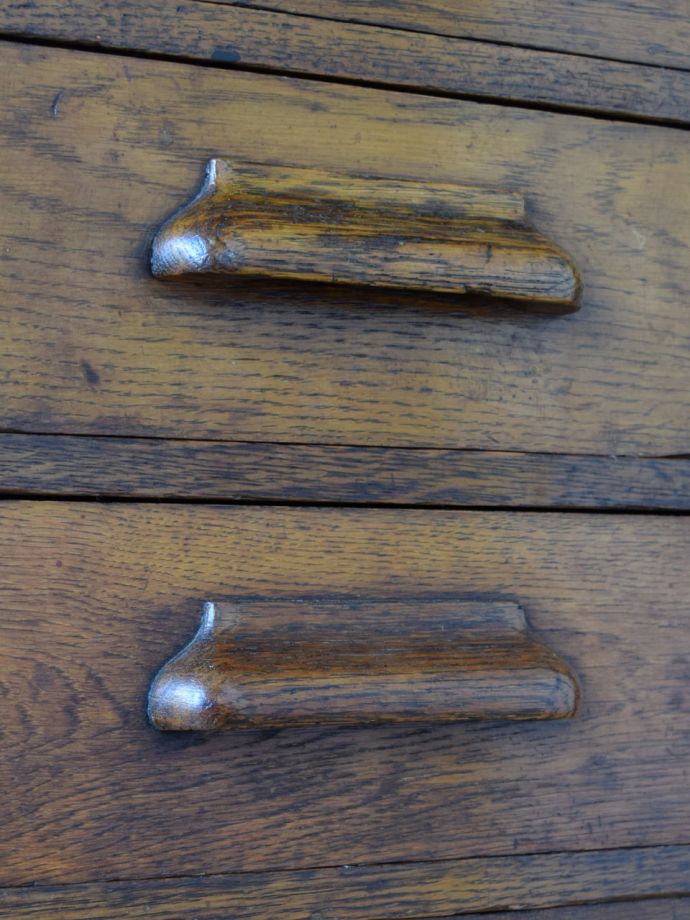 アンティークデスクの取っ手