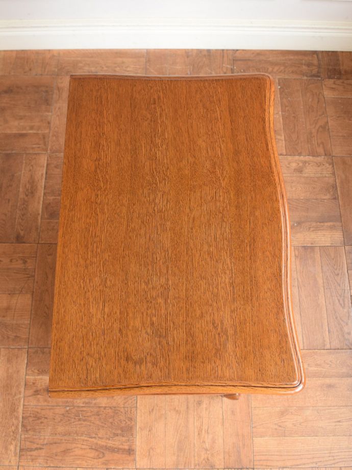 フランスのチェストの天板