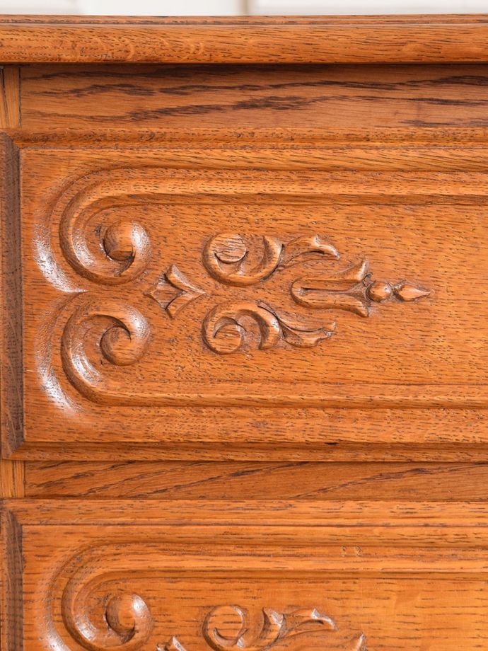 チェストの装飾