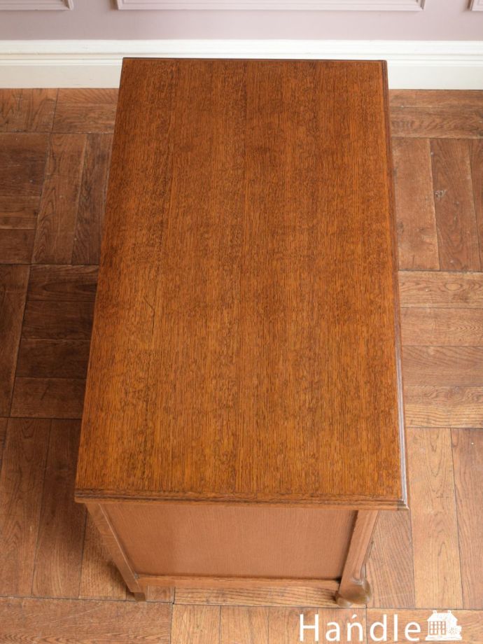 おしゃれなチェストの天板