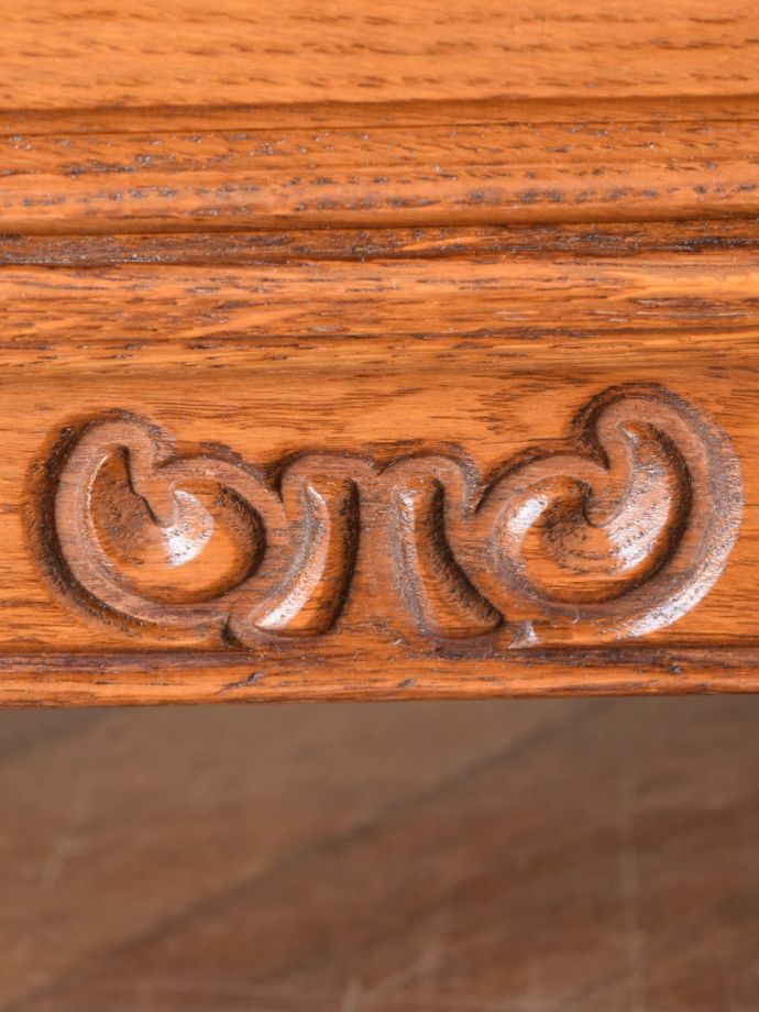 サイドボードの装飾