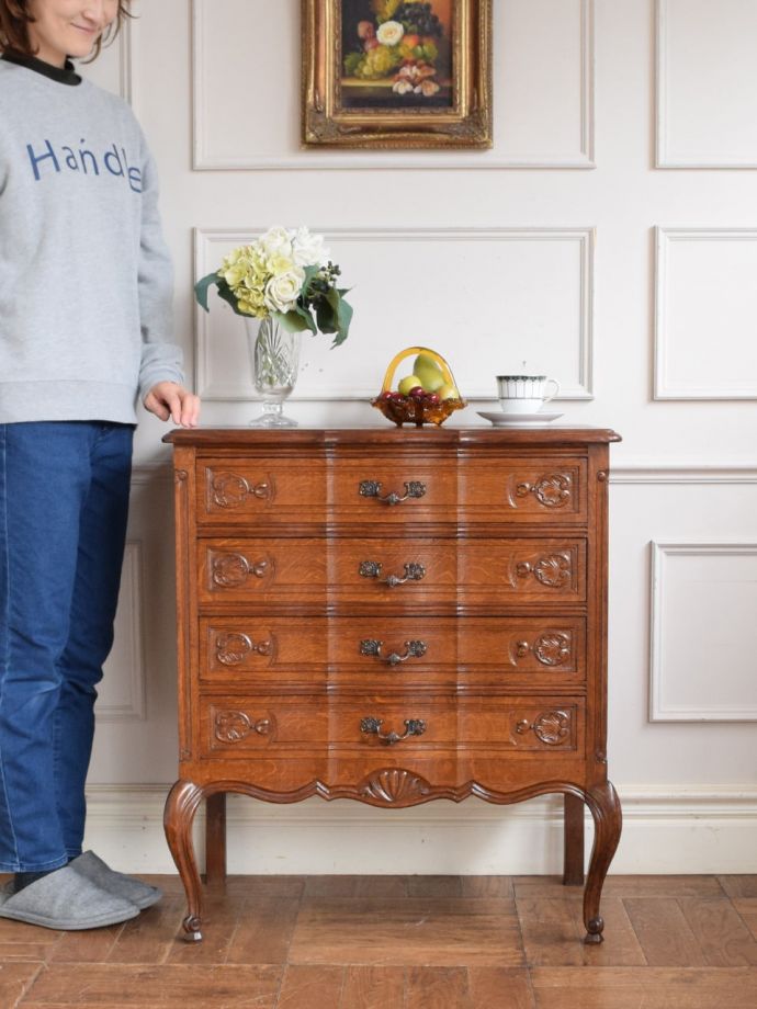 フランスのアンティークチェスト