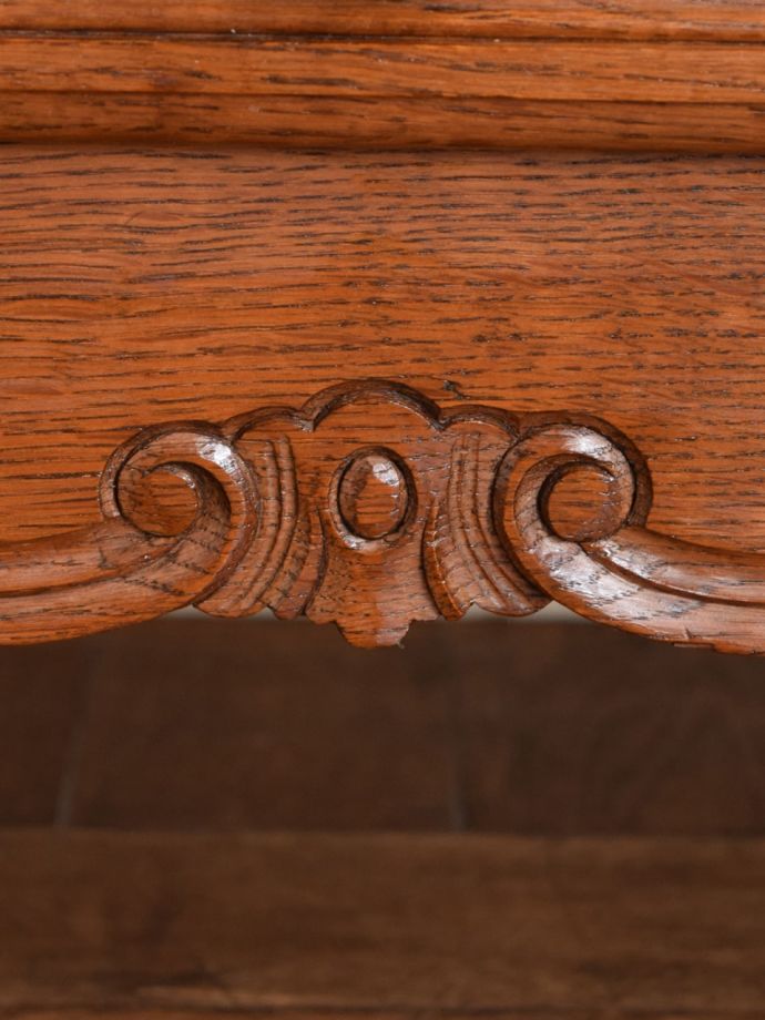 サイドボードの装飾