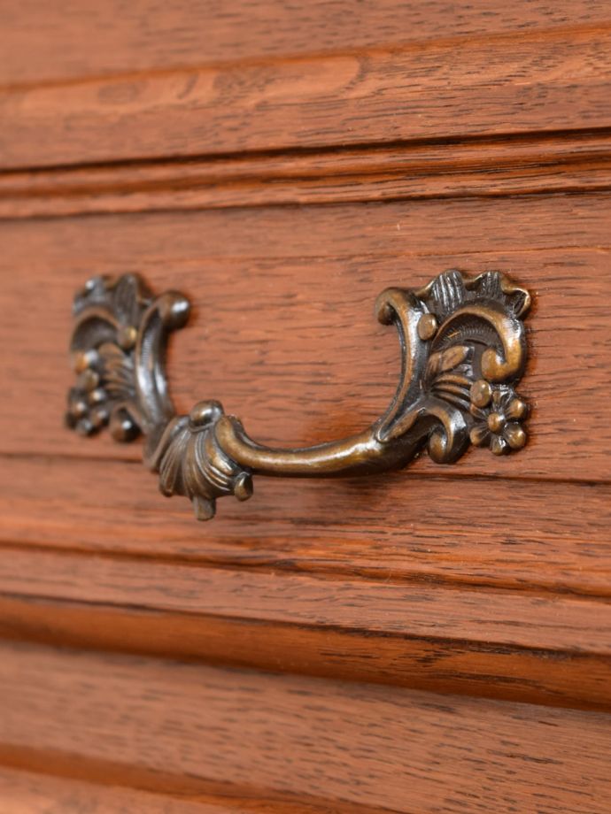 アンティーク家具の取っ手