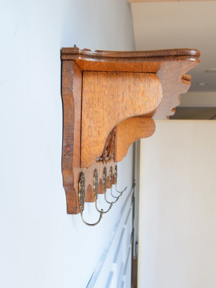 ウォールシェルフの側面