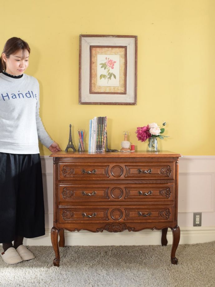 フランスのアンティークチェスト