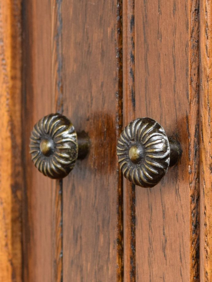 アンティーク家具の取っ手