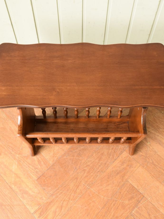 マガジンラックの天板