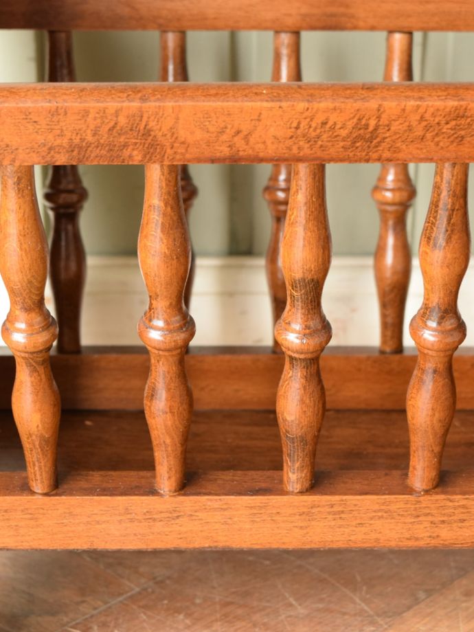 マガジンラックの装飾