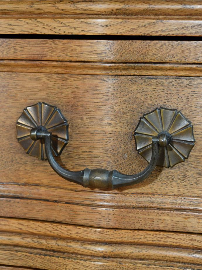 アンティークチェストの取っ手