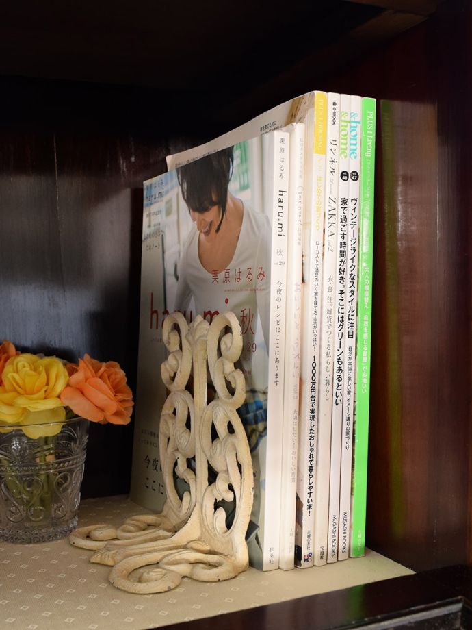 収納たっぷりのキャビネット