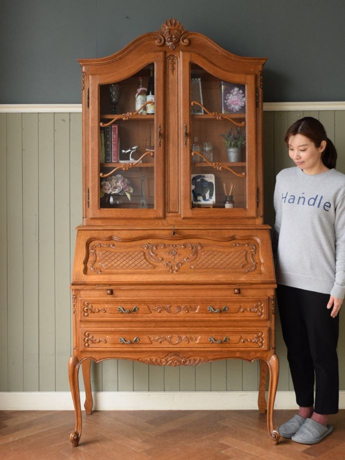 フランスのアンティークビューロー