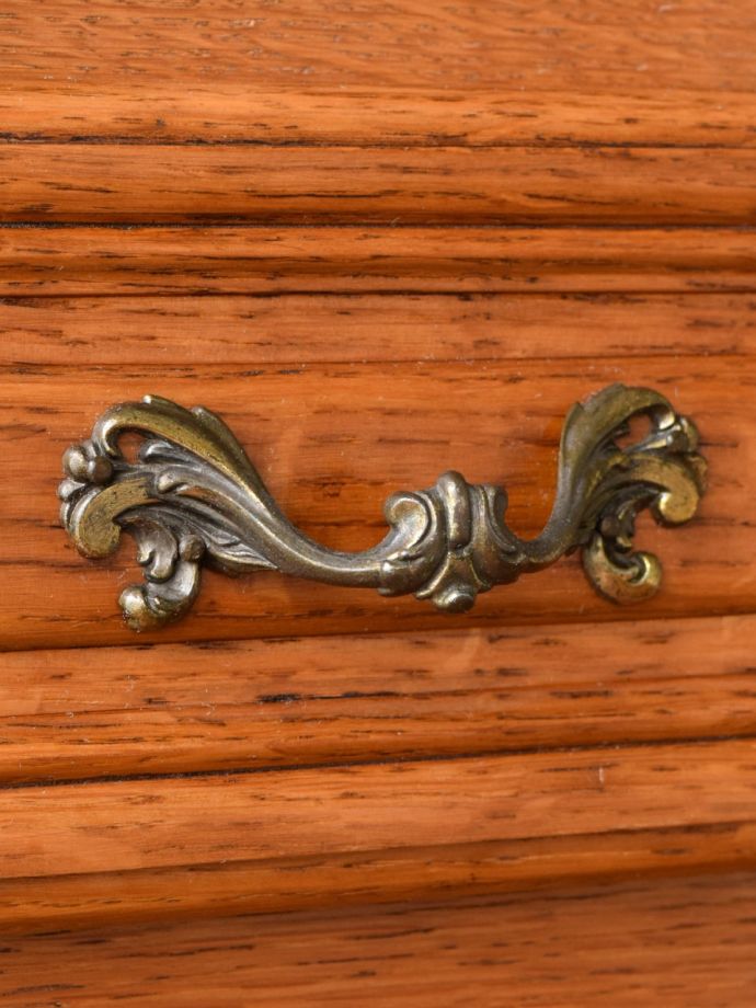 アンティーク家具の取っ手
