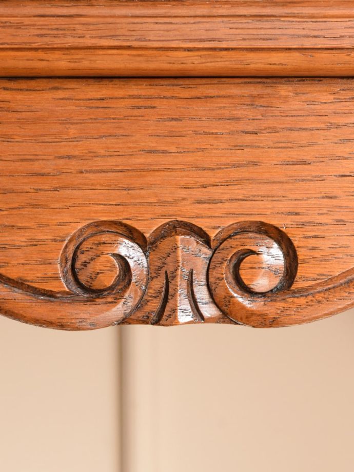 アンティークらしい彫