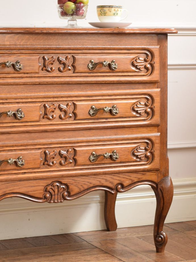 フランスのおしゃれな収納家具