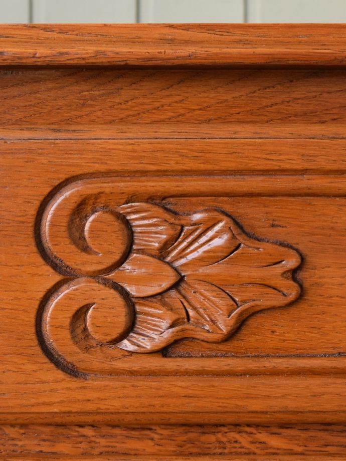 チェストのおしゃれな装飾