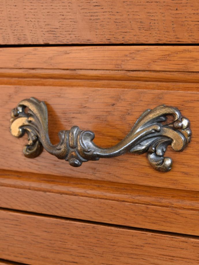 アンティークチェストの取っ手