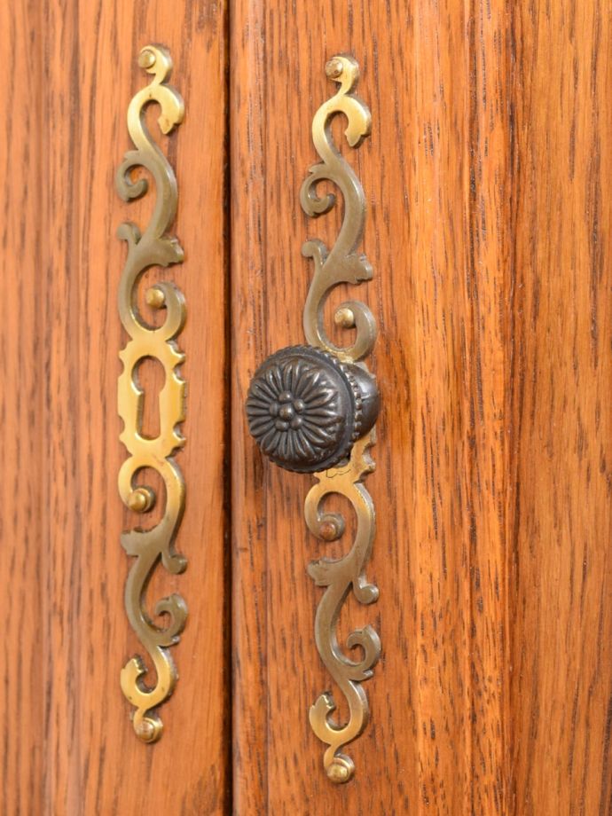 アンティーク家具の取っ手
