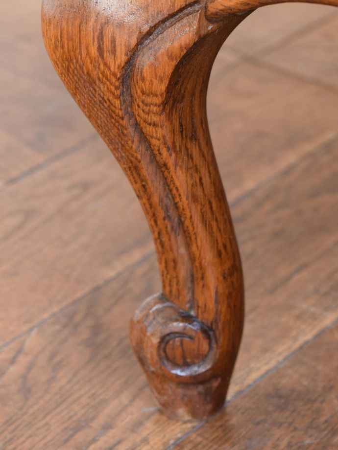 アンティーク家具の脚