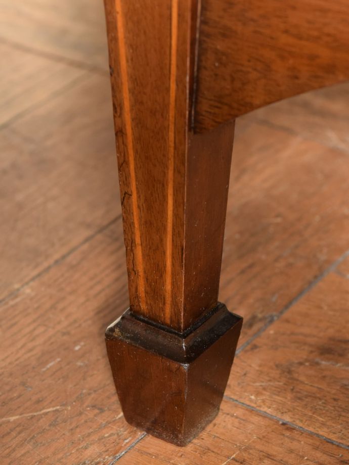 アンティーク家具の脚