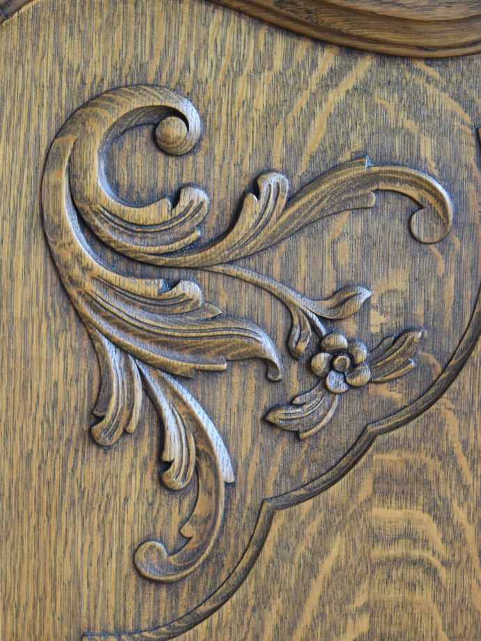 サイドボードの装飾