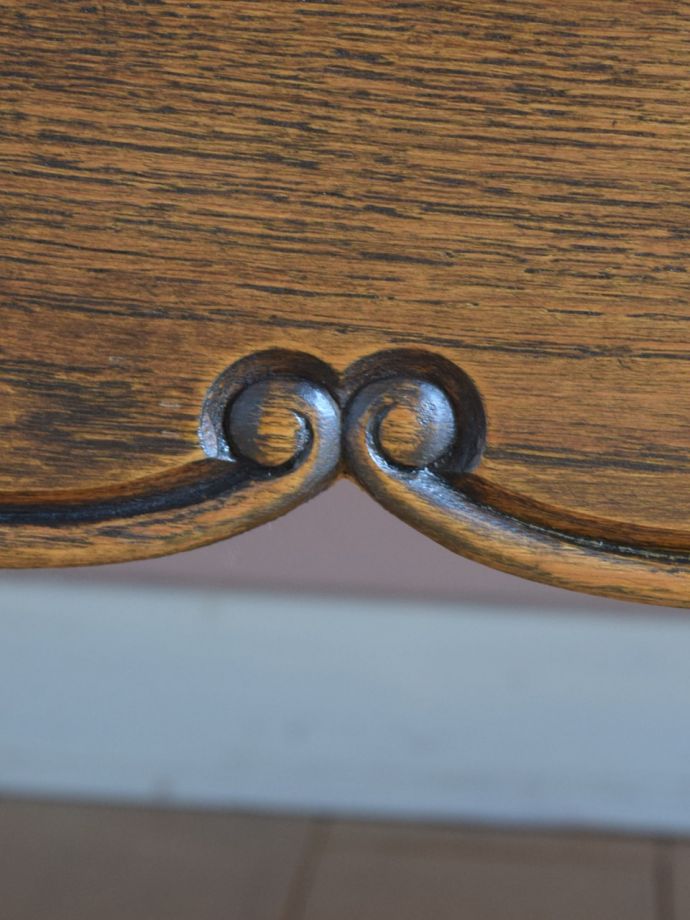 アンティークらしい彫