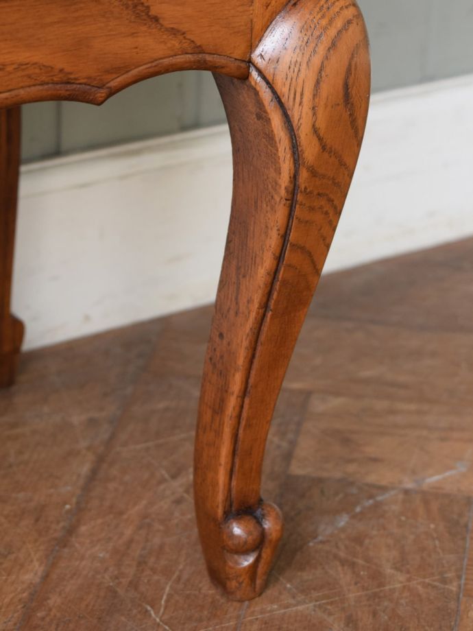 アンティーク家具の脚