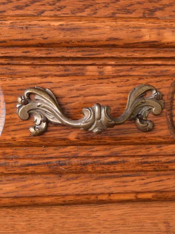 アンティークチェストの取っ手