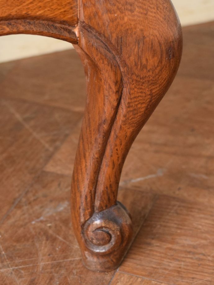 アンティーク家具の脚