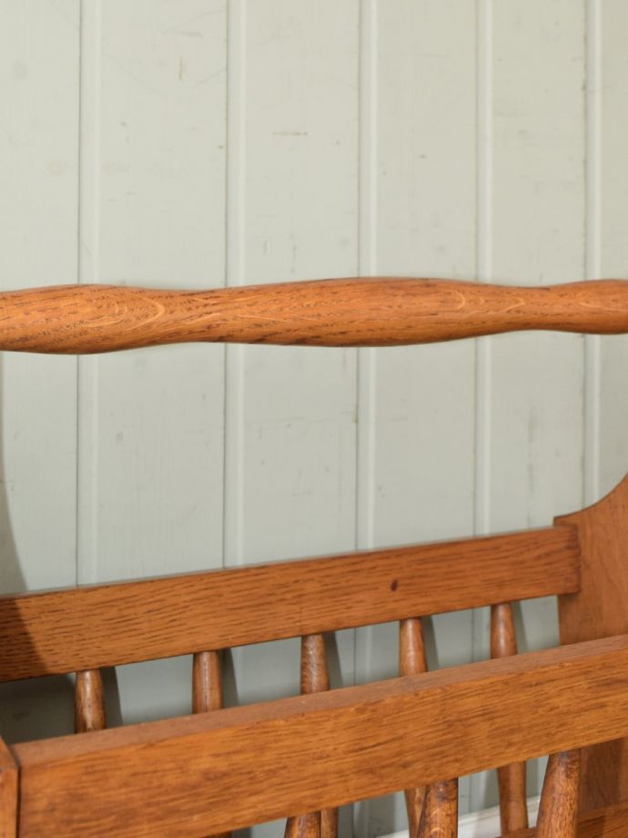 マガジンラックの持ち手