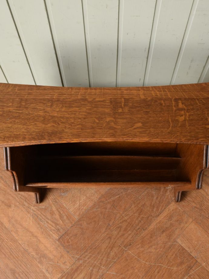 マガジンラックの天板