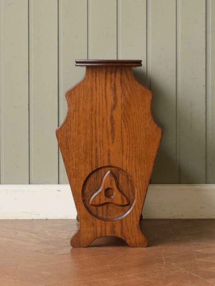 マガジンラックの側面